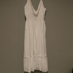 White sundress size 12, bisou bisou Michele Bohbot